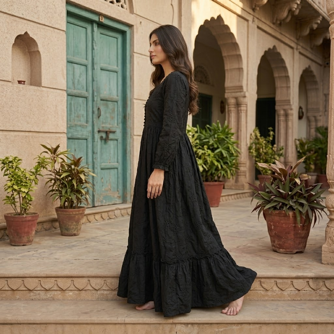 Rayshem Studio – Obsidian Cutwork Smocked Dress